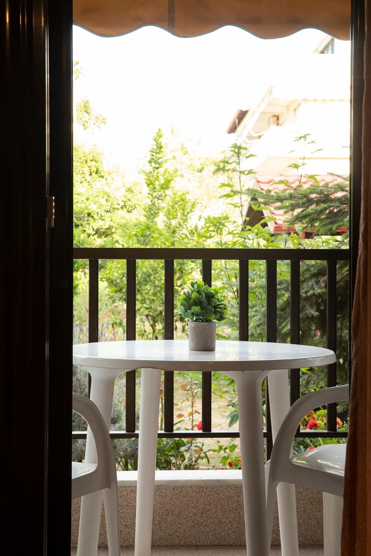 Manos Kritikakis Apartments ปลาตาโมนาส ภายนอก รูปภาพ