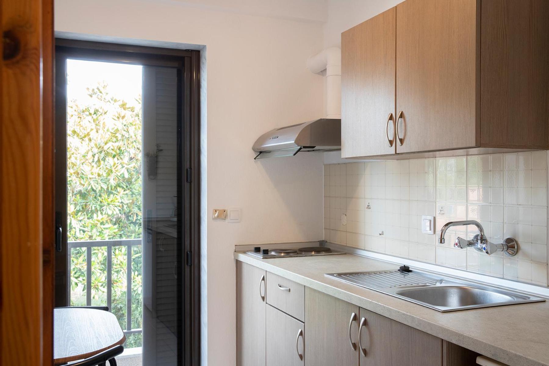 Manos Kritikakis Apartments ปลาตาโมนาส ภายนอก รูปภาพ